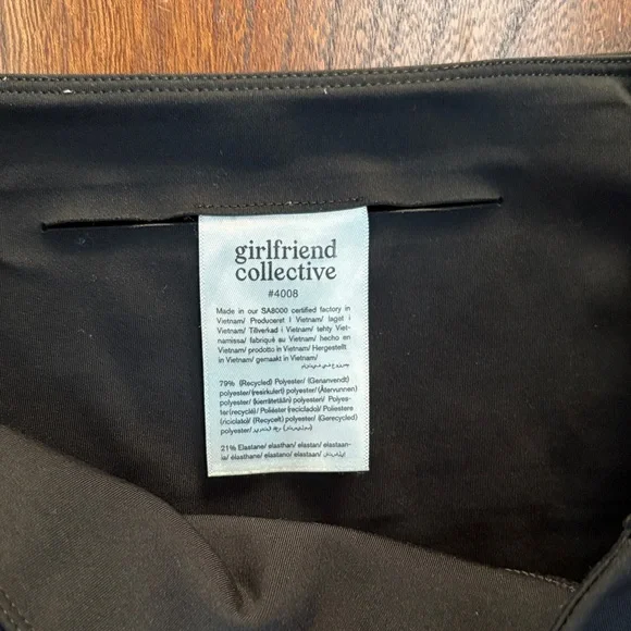 Girlfriend Collective Classic Black Cropped Leggings Medium - Picture 2 of 10